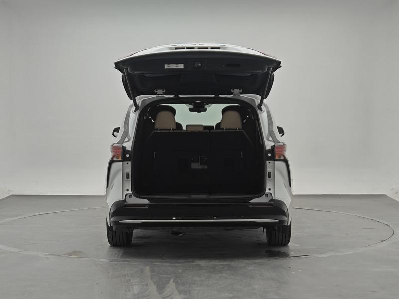 Toyota Sienna 2023