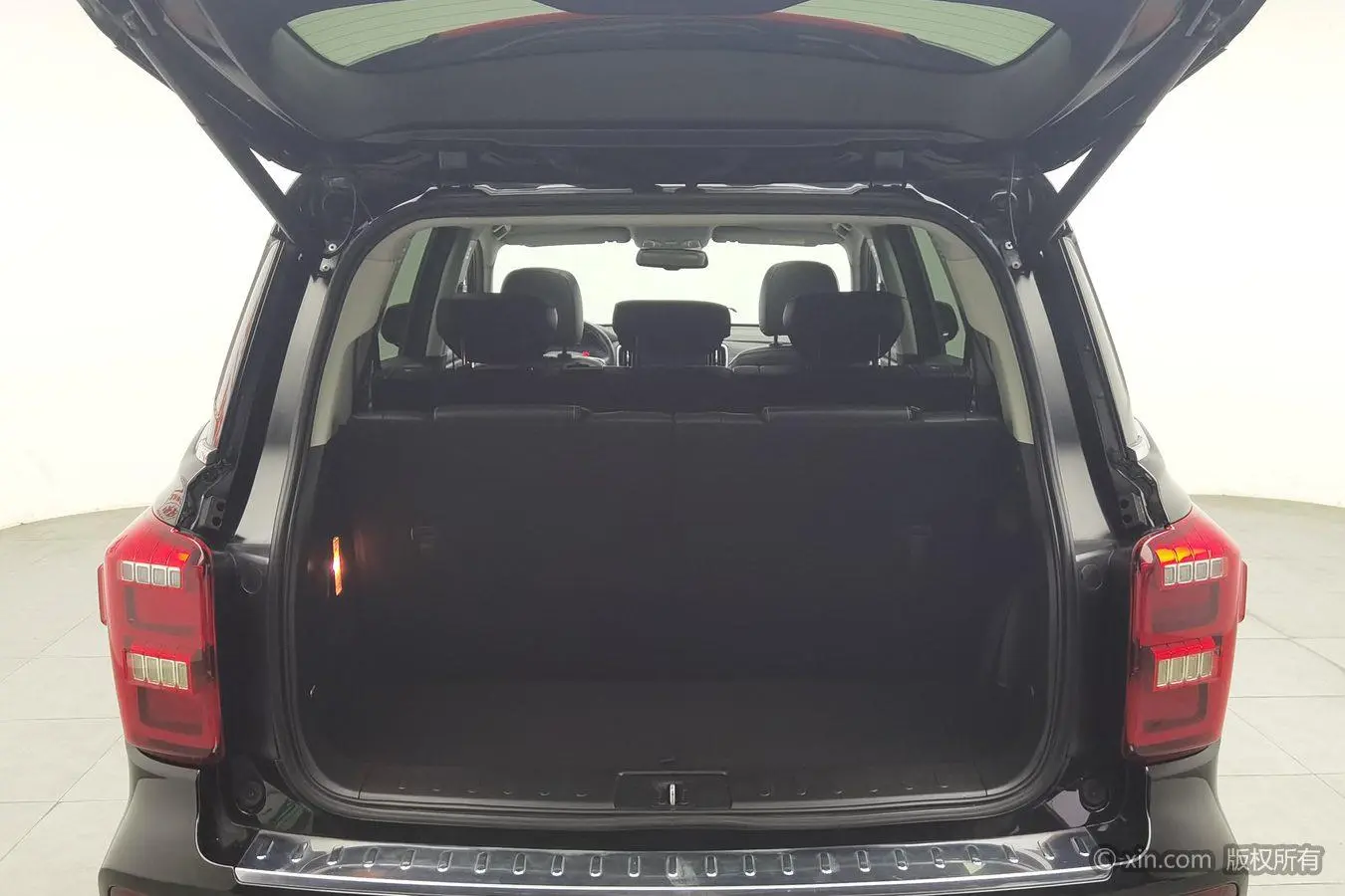 GAC Trumpchi GS8 390T two-wheel drive luxury Zhilian Edition 7 seats