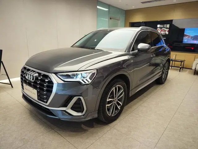 Audi Audi Q3 35 TFSI aggressive dynamic type (1.5T)