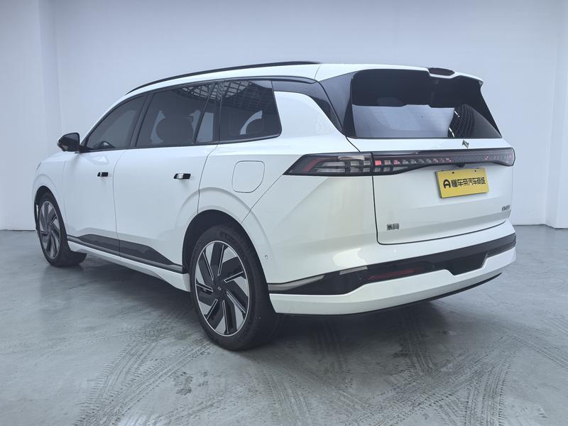 Dongfeng Yipai Eπ 008 2024