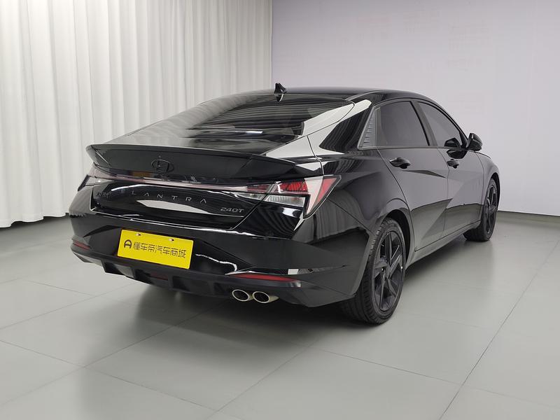 Hyundai Elantra 2021