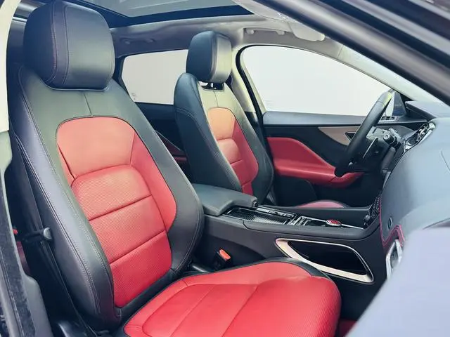 Jaguar Jaguar F-PACE 2.0T four-wheel drive race flag version