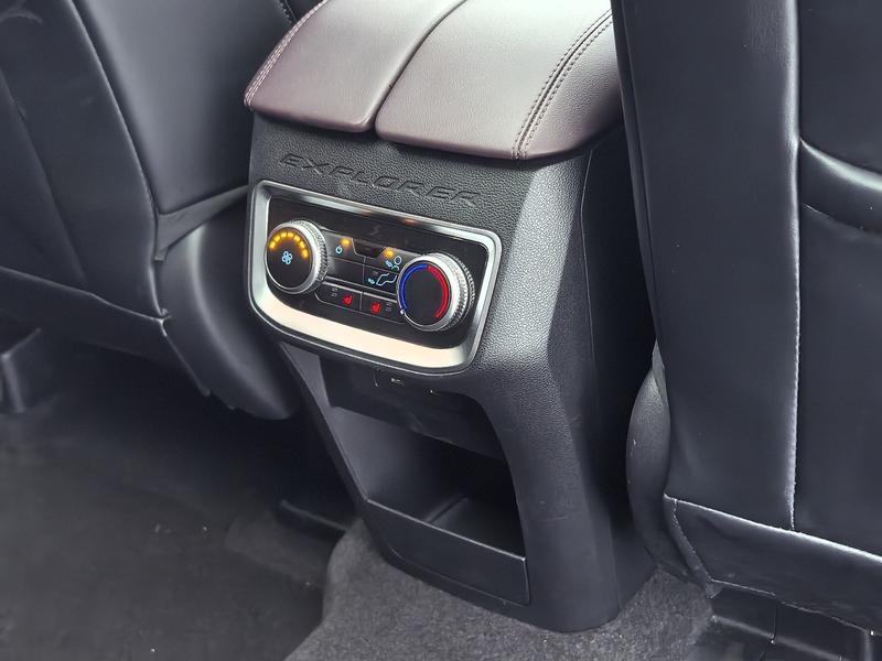 Ford explorer 2023