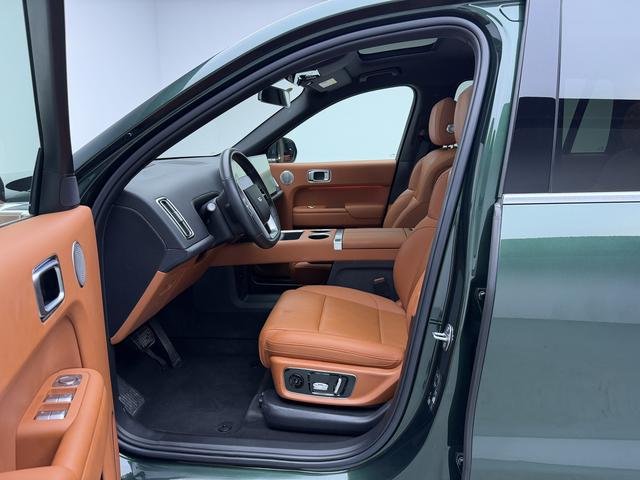 Li Auto Ideal L9 2025