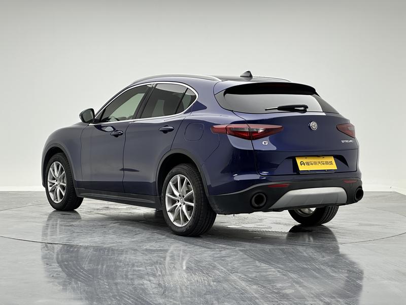 Alfa Romeo Stelvio Stelvio 2017