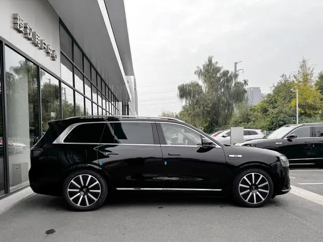 AITO Ask the world M9 Extended range Ultra six-seater version
