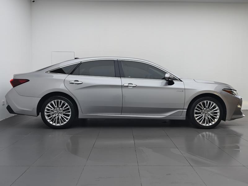 Toyota Asian Dragon 2019