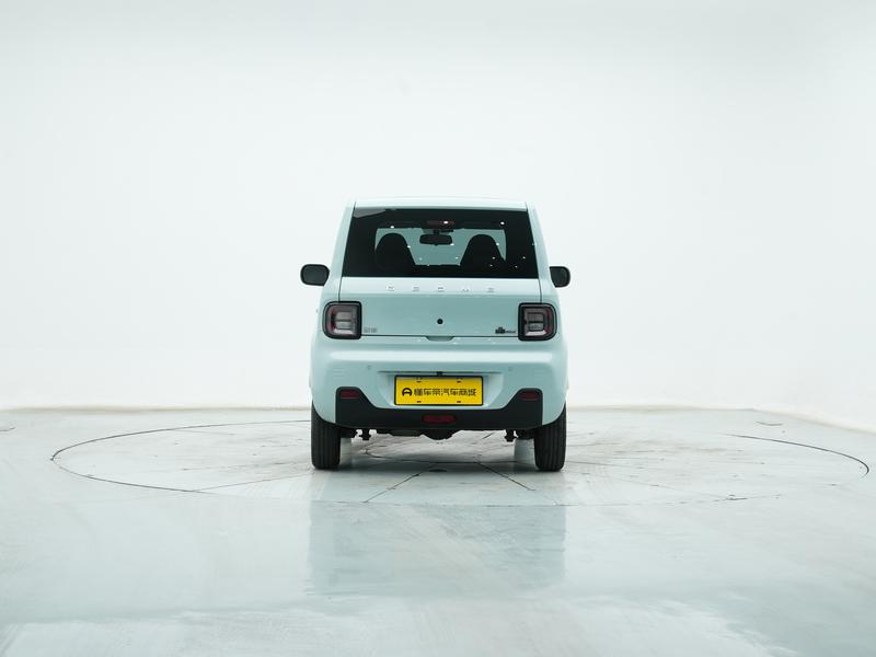 Geely Galaxy panda 2023