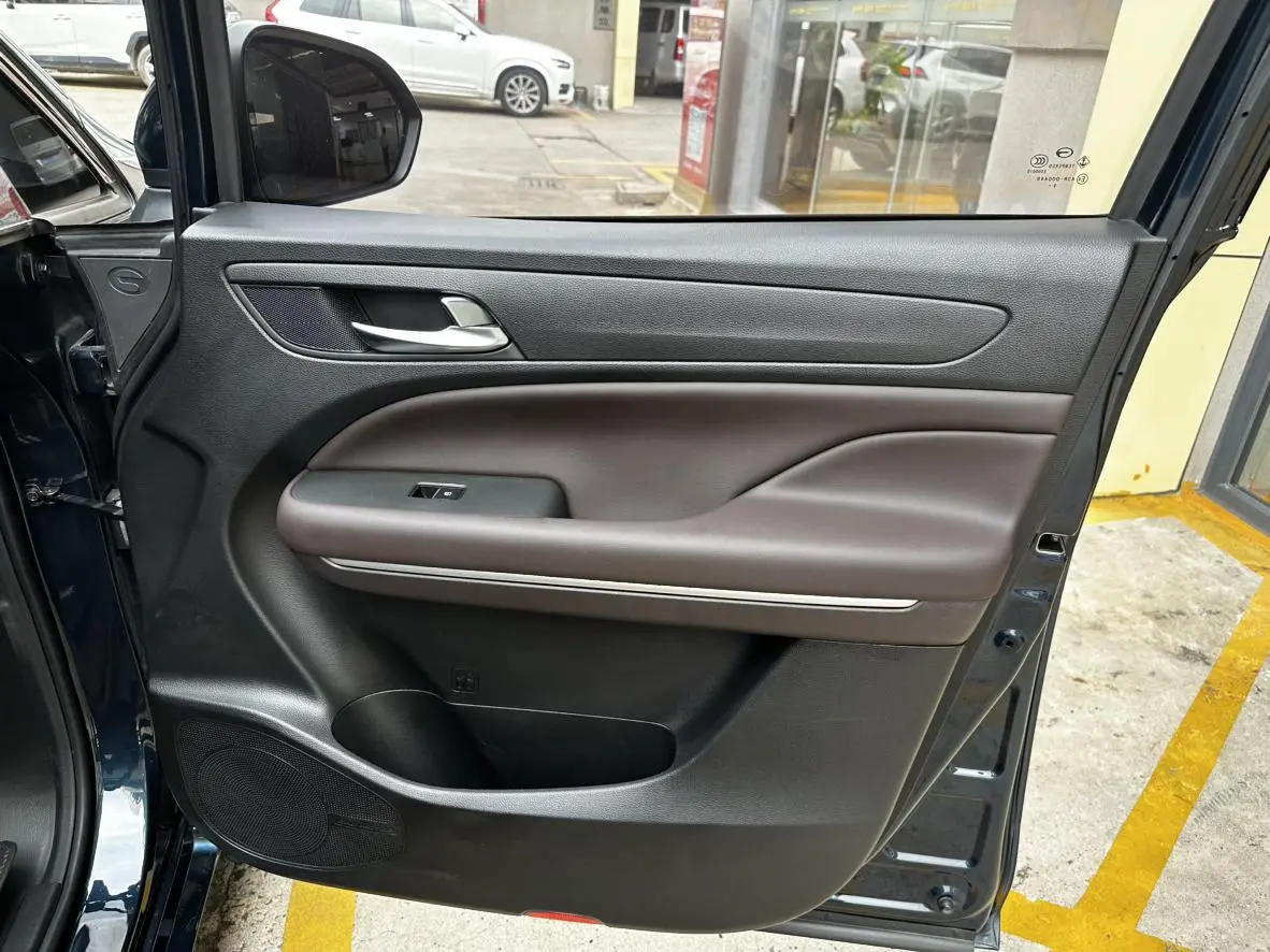 GAC Trumpchi M6 270T automatic Premium Edition 6-seater Country VI