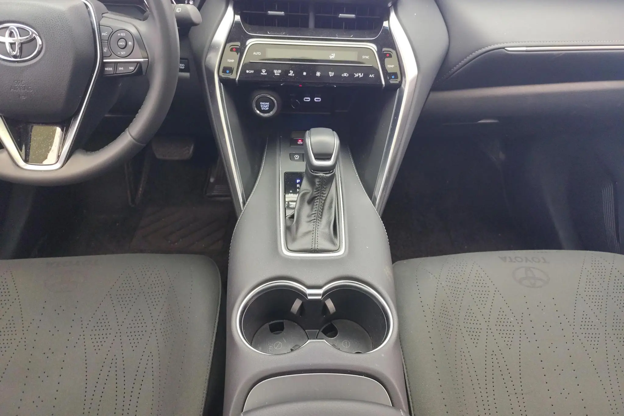 TOYOTA Weisha 2.0L CVT two-wheel drive deluxe edition