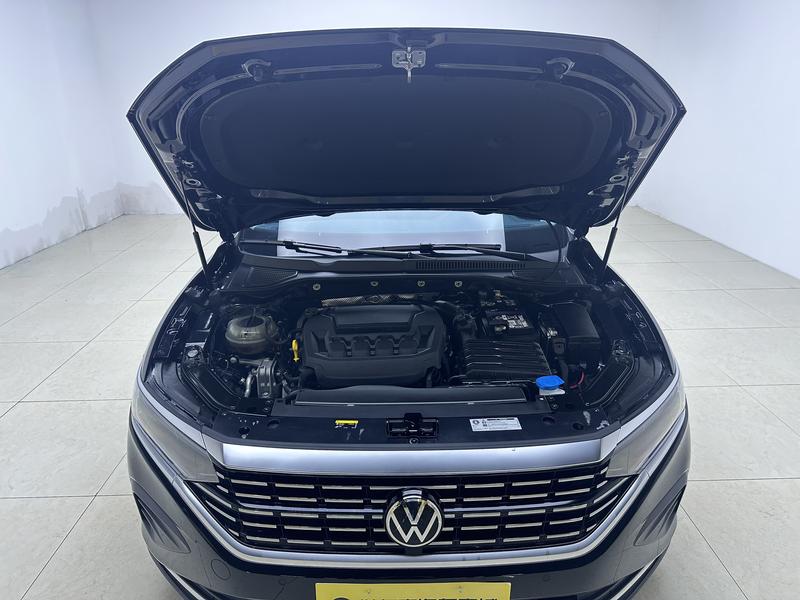 Volkswagen Passat 2024