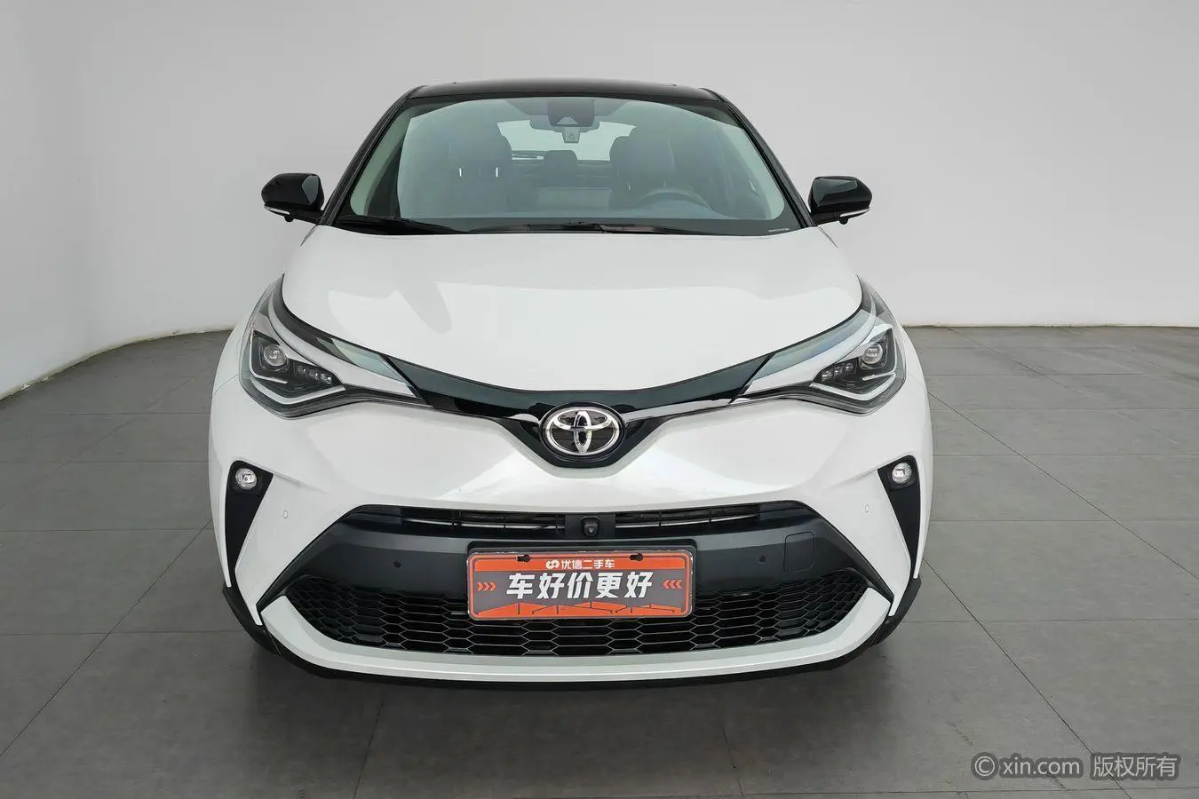 TOYOTA Toyota C-HR 2.0L Deluxe Edition
