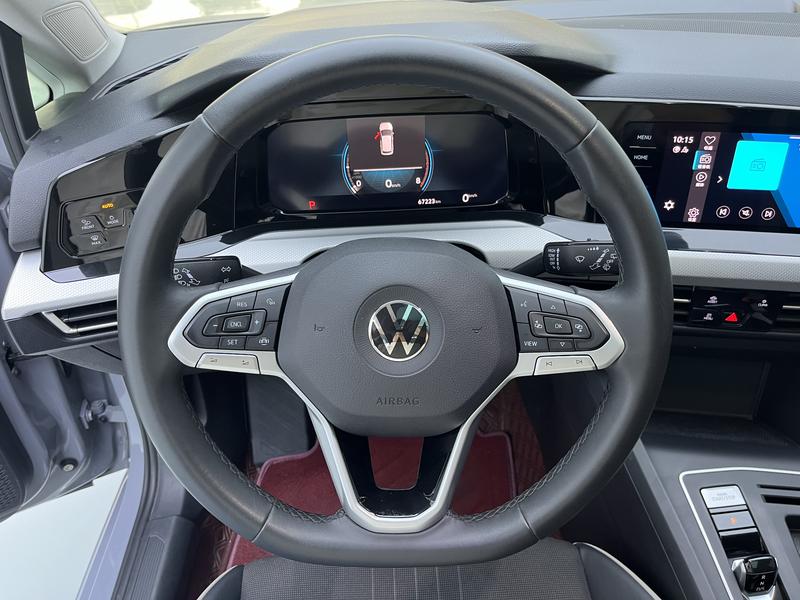 Volkswagen golf 2023