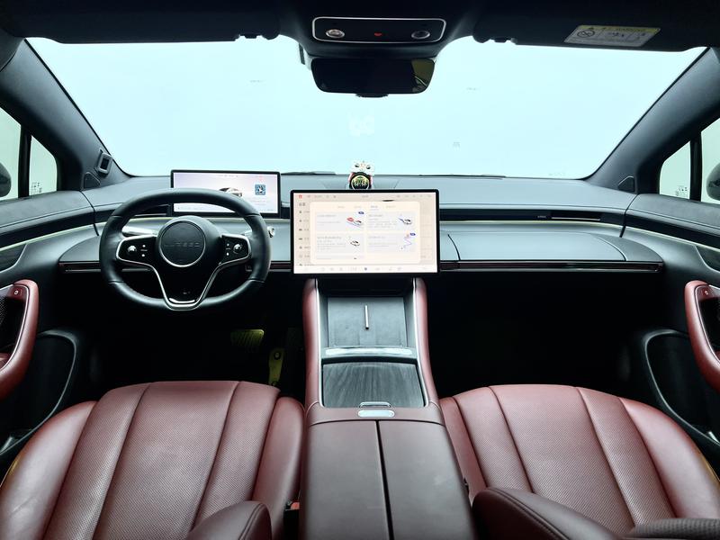 Luxeed Zhijie S7 2024