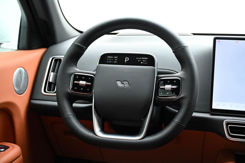 Li Auto Ideal L7 2024
