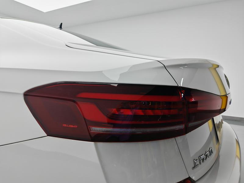 Volkswagen Passat PHEV 2022