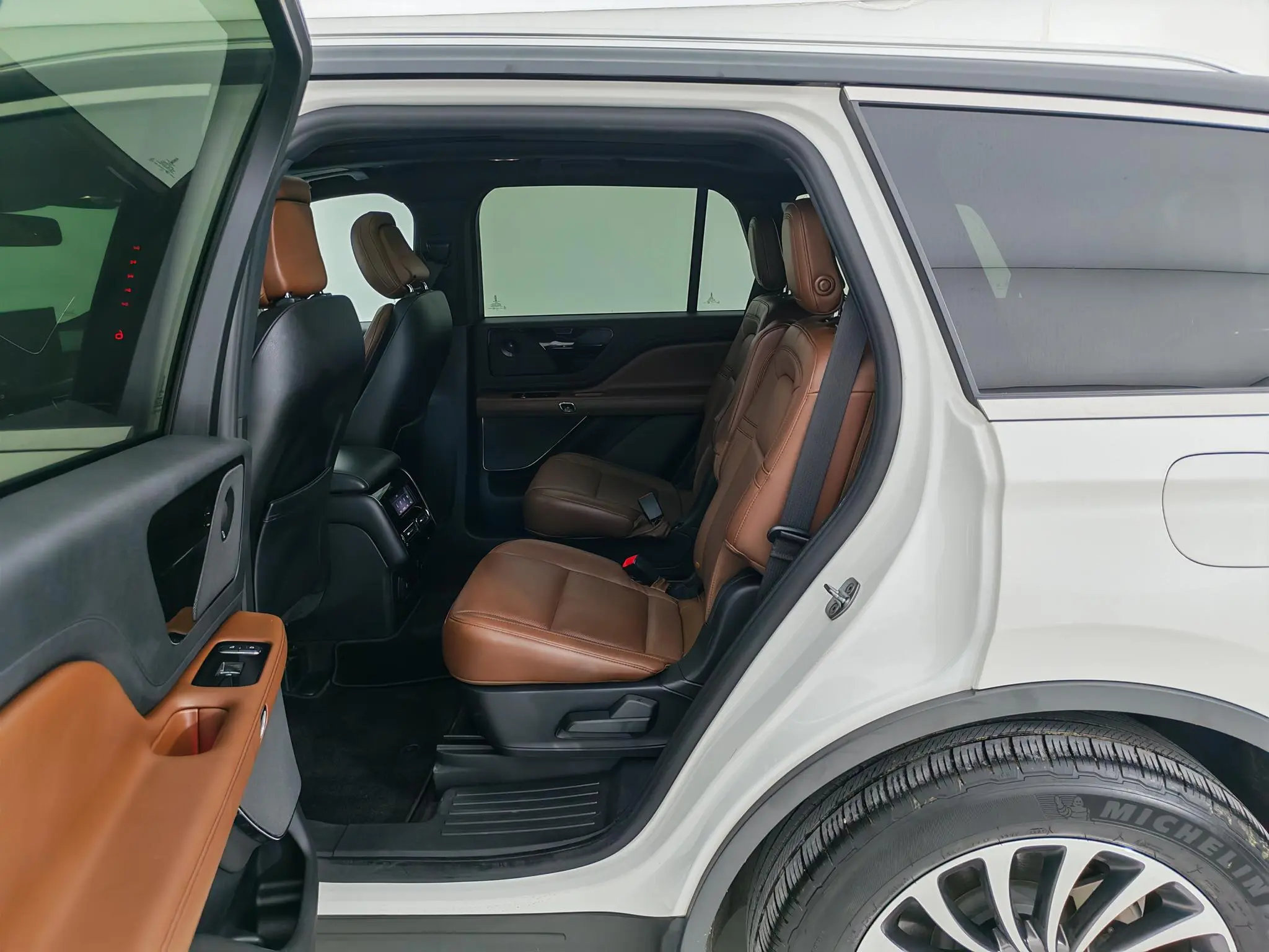Lincoln Flying home 3.0T V6 four-wheel drive Zunya edition