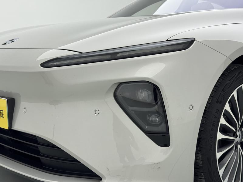 NIO NIO ET7 2021