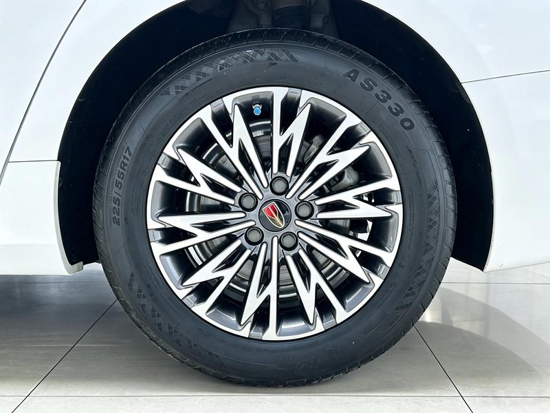 Hongqi Red Flag H5 2024