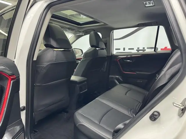 TOYOTA RAV4 Rongfang Dual-engine 2.5L CVT four-wheel drive Elite Plus edition