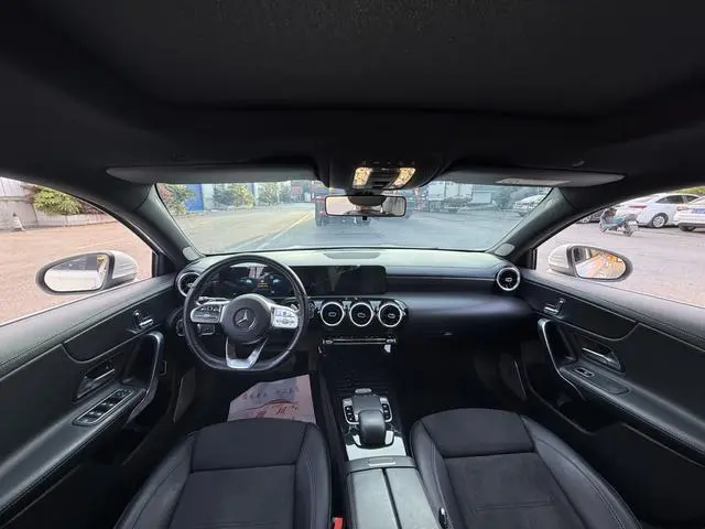 Mercedes-Benz Mercedes-Benz A-class A 200 L sports sedan