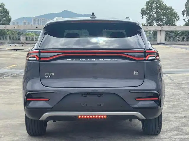 BYD Tang DM DM-i 1.5T 112KM Honor type