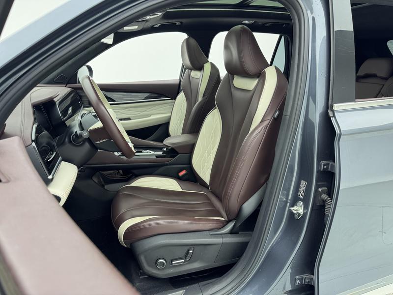 Geely Emgrand L 2024