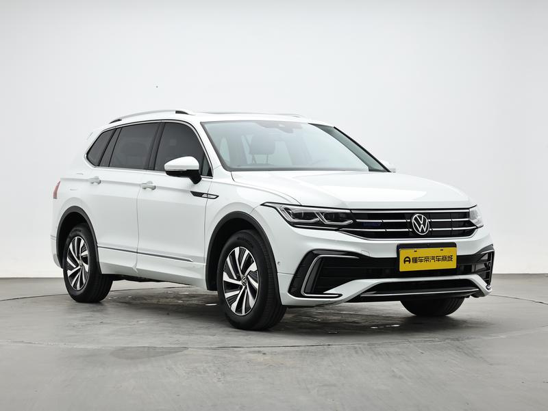 Volkswagen Tiguan L PHEV 2023