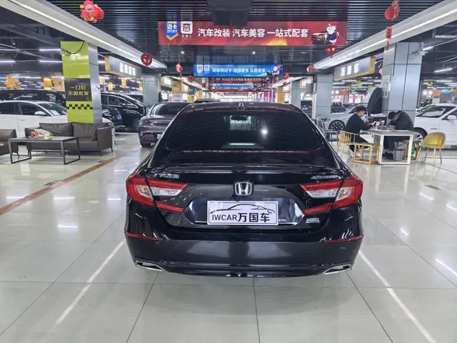 Honda Accord 260TURBO Elite Edition Country VI