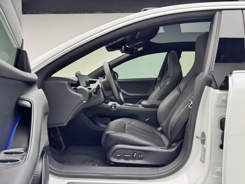 NIO NIO ET5 2024