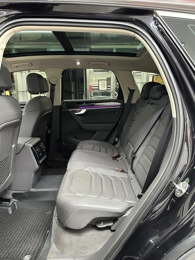 Volkswagen Touareg 2.0 TSI Ruiyi Edition Country VI