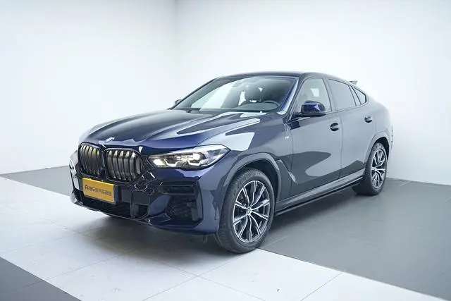 BMW BMW X6 Facelift xDrive30i M sports suit