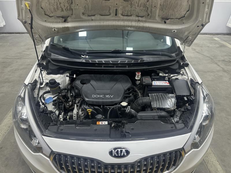 Kia Kia K3 2015
