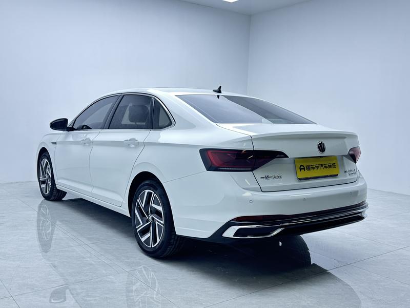 Volkswagen Sagitar 2023