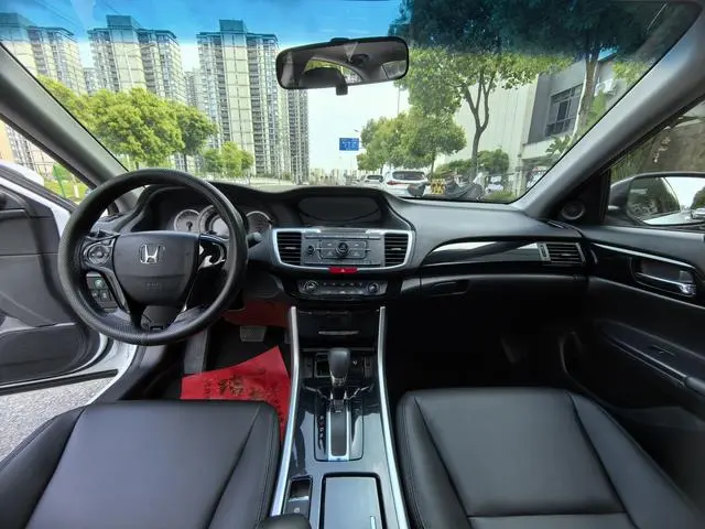 Honda Accord 2.0L Comfort Version