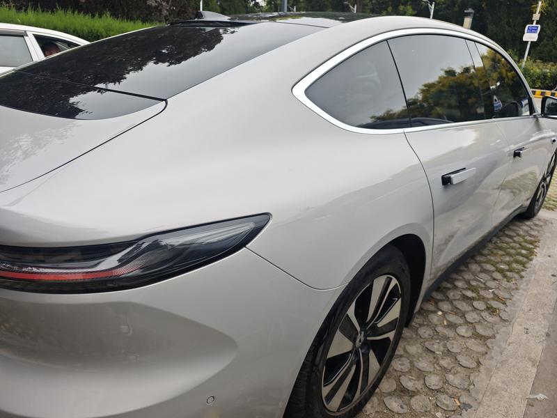 NIO NIO ET7 2021