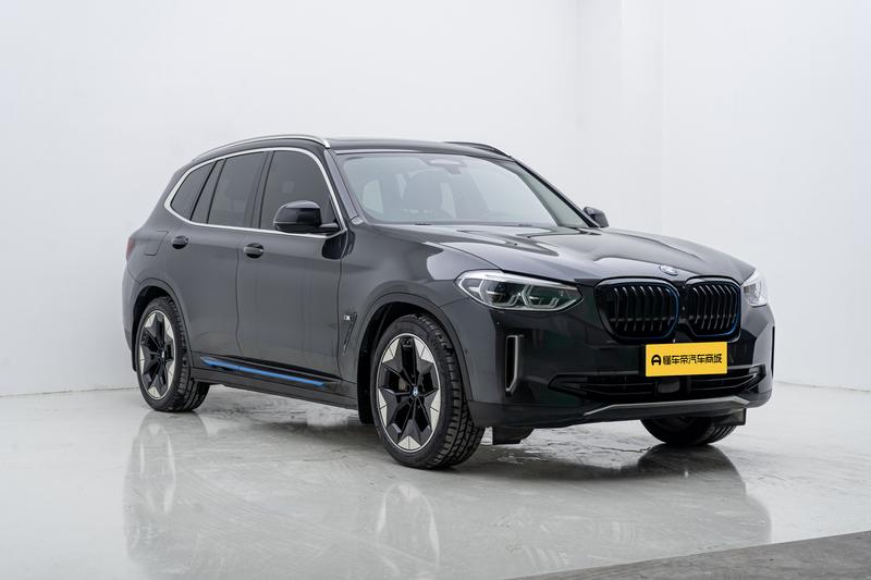 BMW BMW iX3 2021