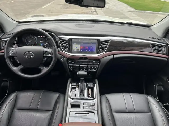 GAC Trumpchi GS8 320T two-wheel drive luxury Zhilian Edition 7 seats
