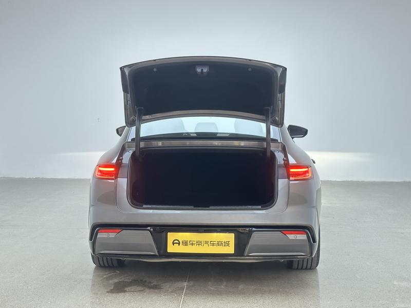 Geely Galaxy Galaxy E8 2024