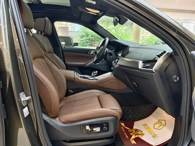 BMW BMW X6 xDrive40i Exclusive M Sports Suit