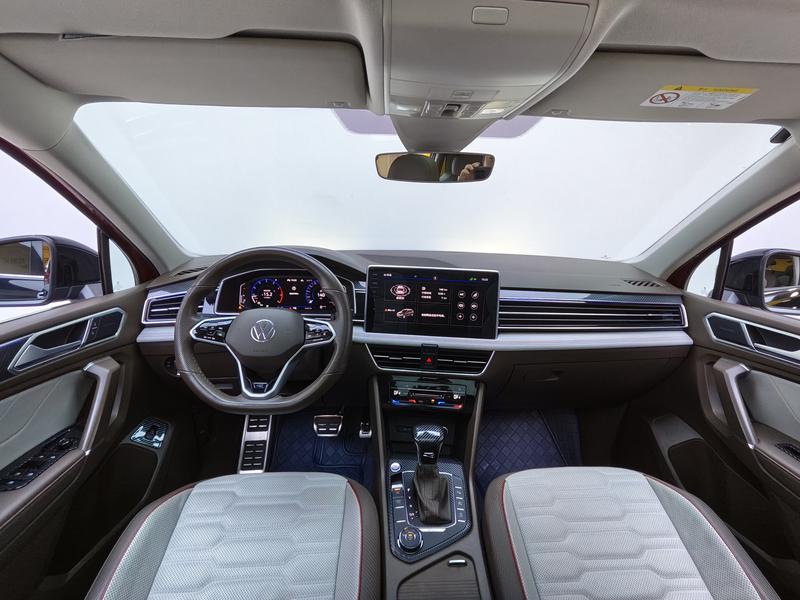 Volkswagen Tiguan L 2022