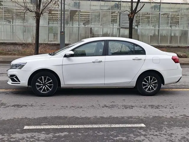 Geely Emgrand Leading version 1.5L manual luxury Country VI