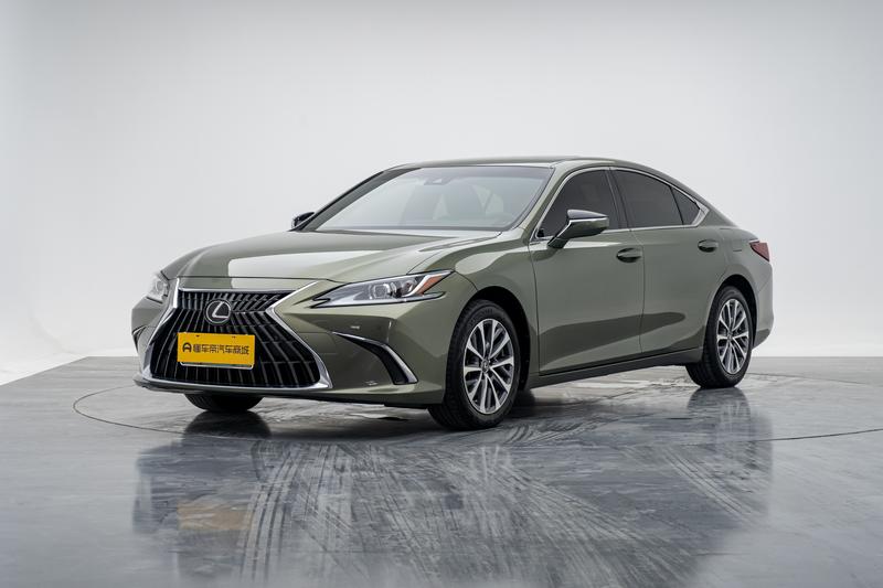 Lexus Lexus ES 2021