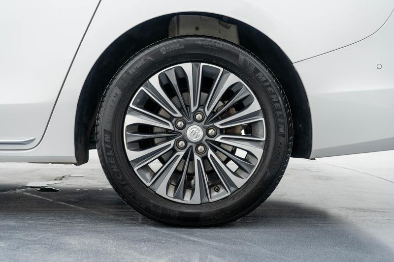 Buick Buick GL8 2023