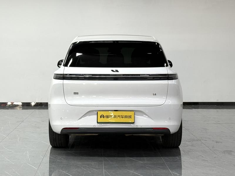 Li Auto Ideal L6 2024