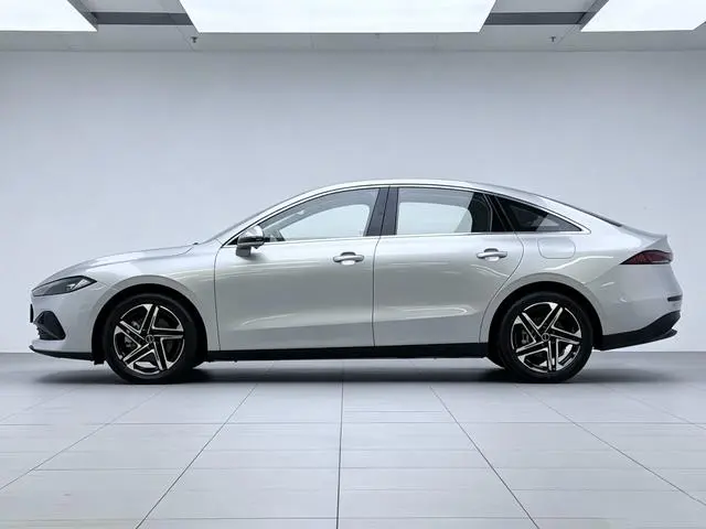 Roewe Roewe D7 DMH 125 Ultimate Edition