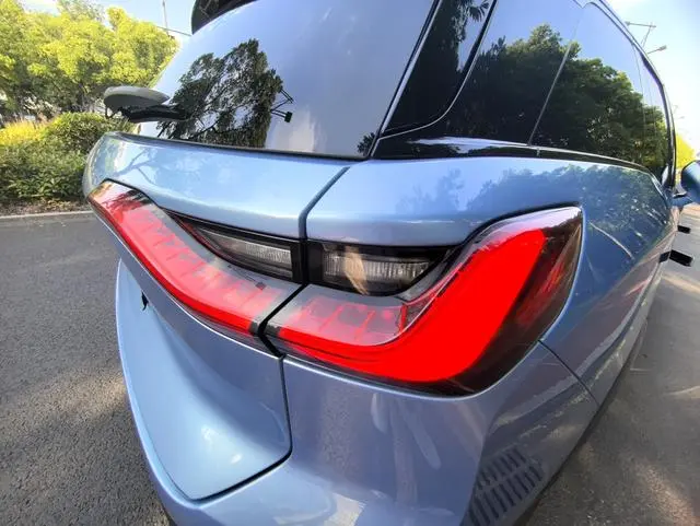 NIO NIO ES8 355KM benchmark version