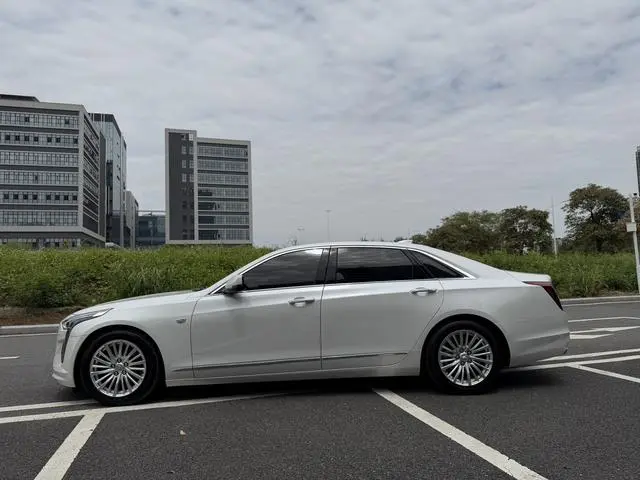 Cadillac Cadillac CT6 28T luxury