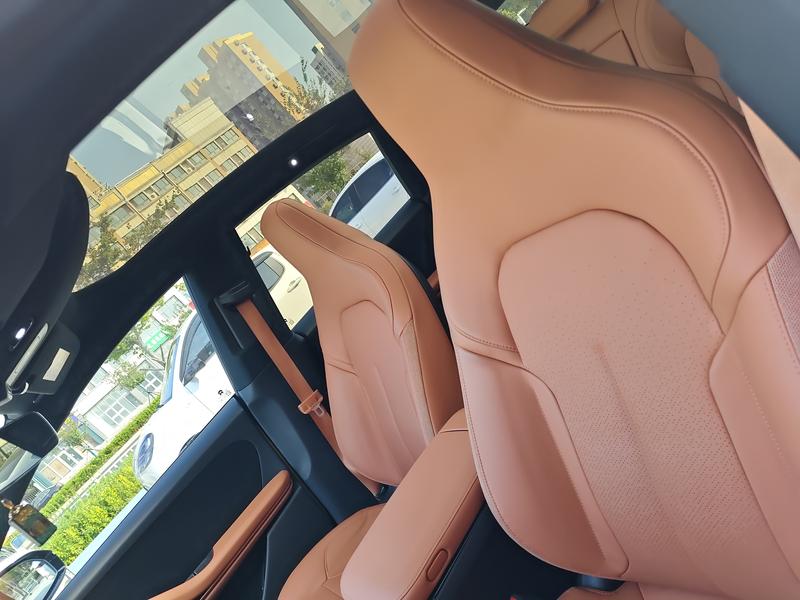 NIO NIO ET5 2022