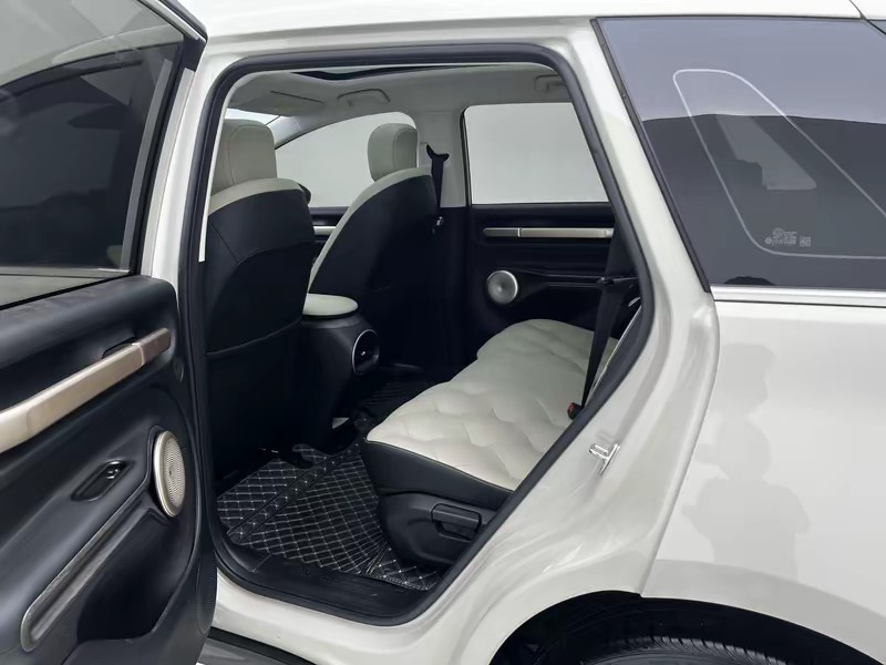 Baojun Yunduo 2023